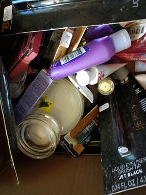 large lot of 5 pounds of sealed make up